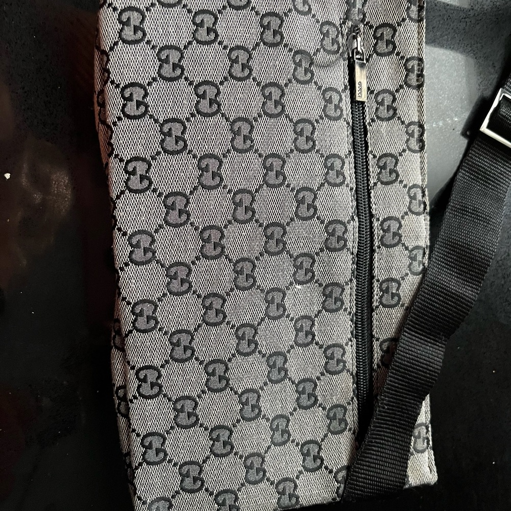 Gucci fanny pack
